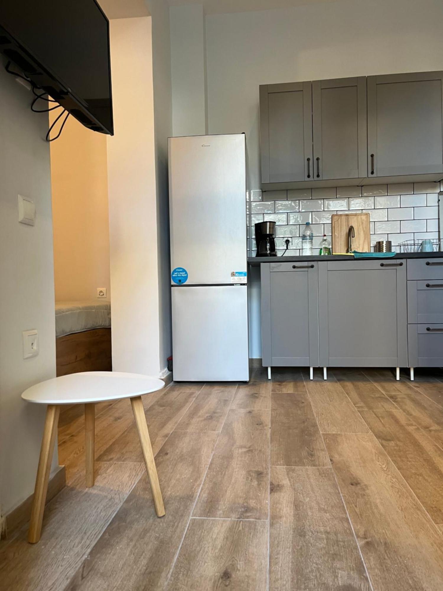 Noa - Designed Garden Studio In The City Center Kalamata Ngoại thất bức ảnh